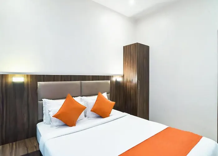 Hotel Sea Grand, Colaba