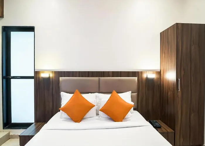 Hotel Sea Grand, Colaba